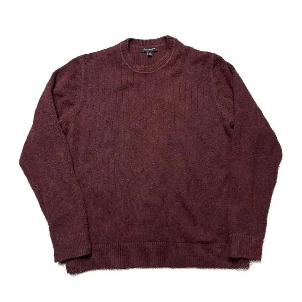 Banana Republic Men's Burgundy Ribbed Crew Neck Sweater